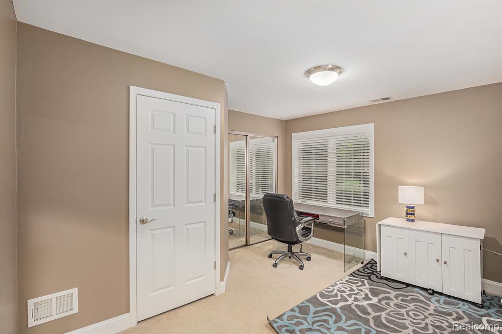 846 Majestic, Rochester, MI 48306 — Photo 39