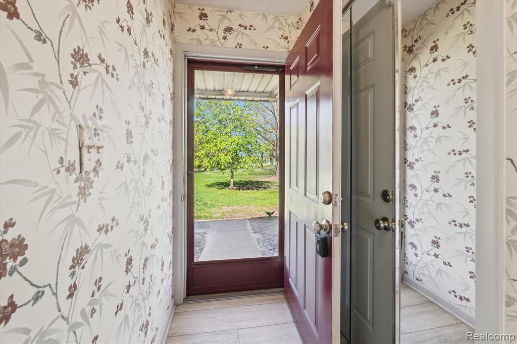 3958 NAPIER Road, Canton, MI 48187 — Photo 6