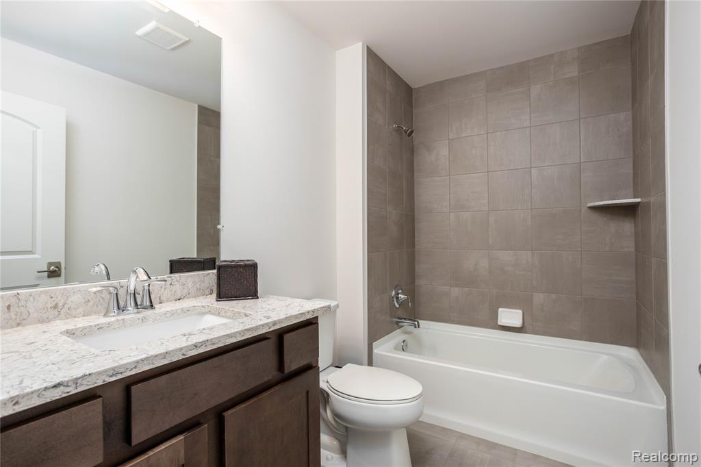 53210 Weeping Willow Court, South Lyon, MI 48178 — Photo 27