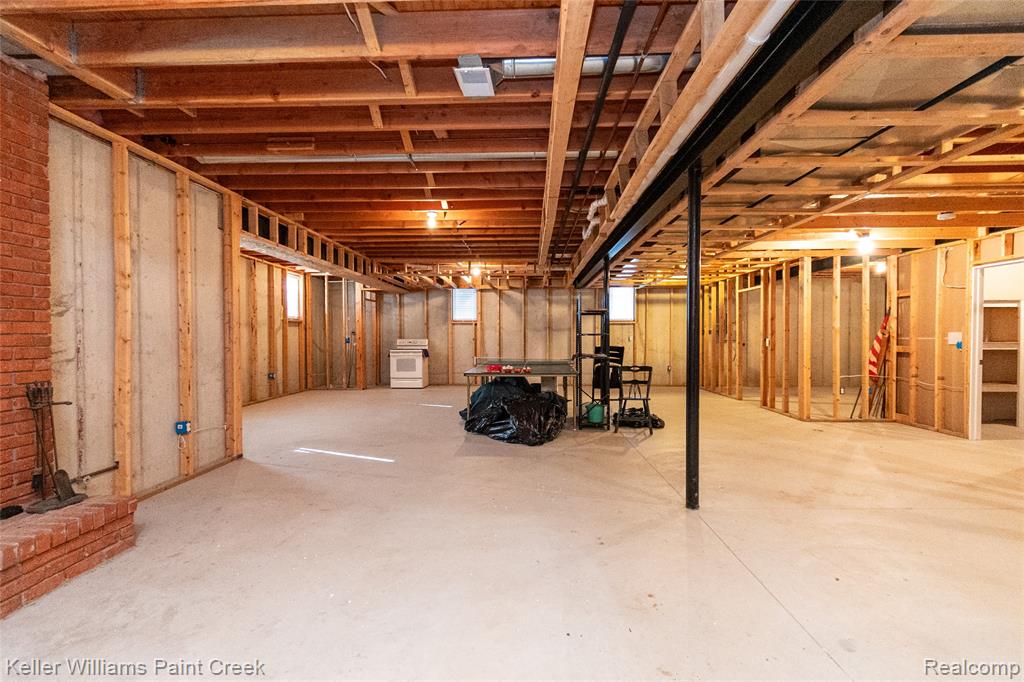 68400 Copperwood Drive, Washington, MI 48095 — Photo 39