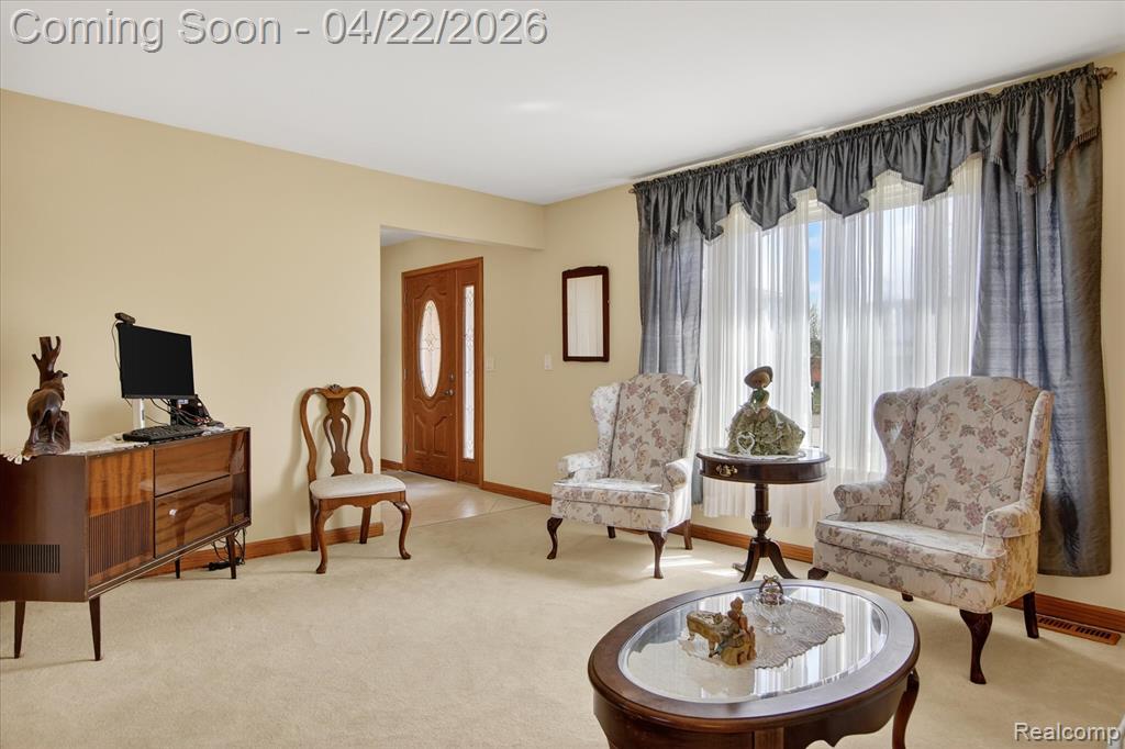 44226 Harsdale Drive, Canton, MI 48187 — Photo 10