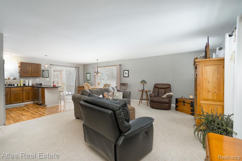 11396 Hill Road, Goodrich Vlg, MI — Photo 9