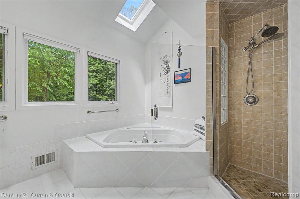 11349 Philway St Court, Brighton, MI 48114 — Photo 24