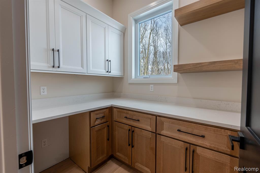 9033 DEERWOOD Road, Clarkston, MI 48348 — Photo 18