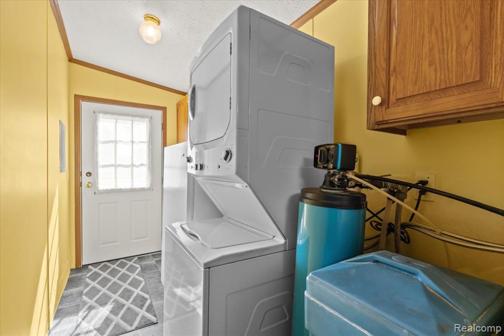 8175 Eaton Drive, Northville, MI 48167 — Photo 14