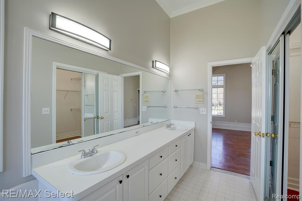 4014 PINE RIDGE, Fenton, MI 48430 — Photo 35