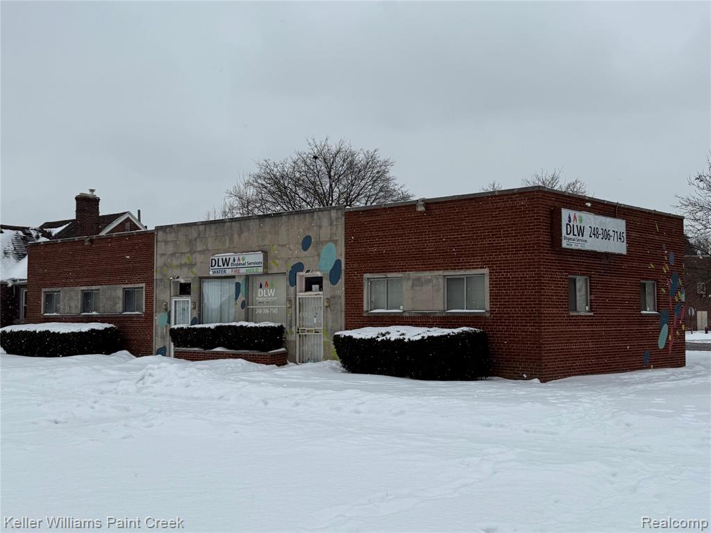 10575 Morang Drive, Detroit, MI 48224