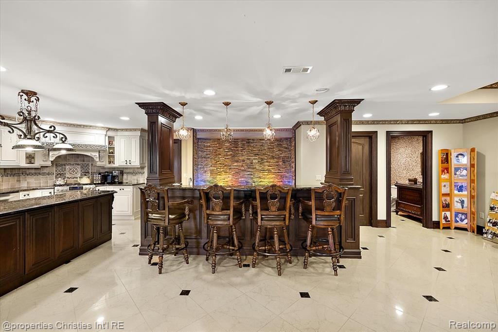 7220 Essex Drive, West Bloomfield, MI — Photo 92