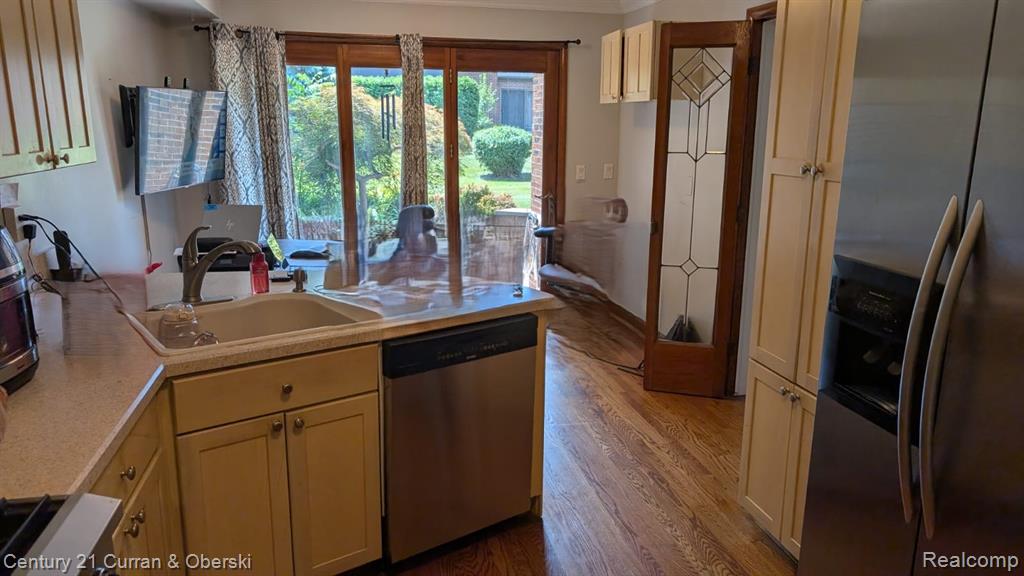 5 Colony Lane, Ford Rd, Dearborn, MI 48120 — Photo 6