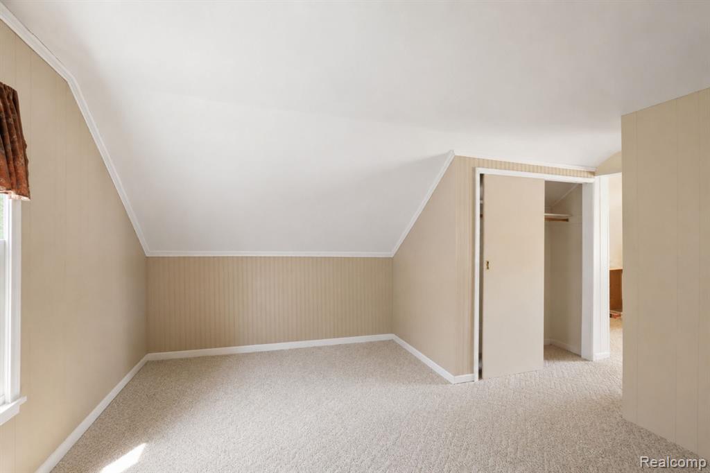 208 Flushing Street, Gaines Vlg, MI 48436 — Photo 17