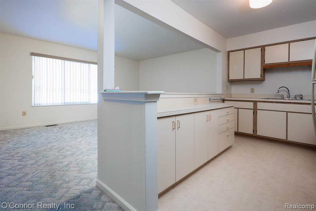 1660 River Road, 53, Marysville, MI 48040 — Photo 6