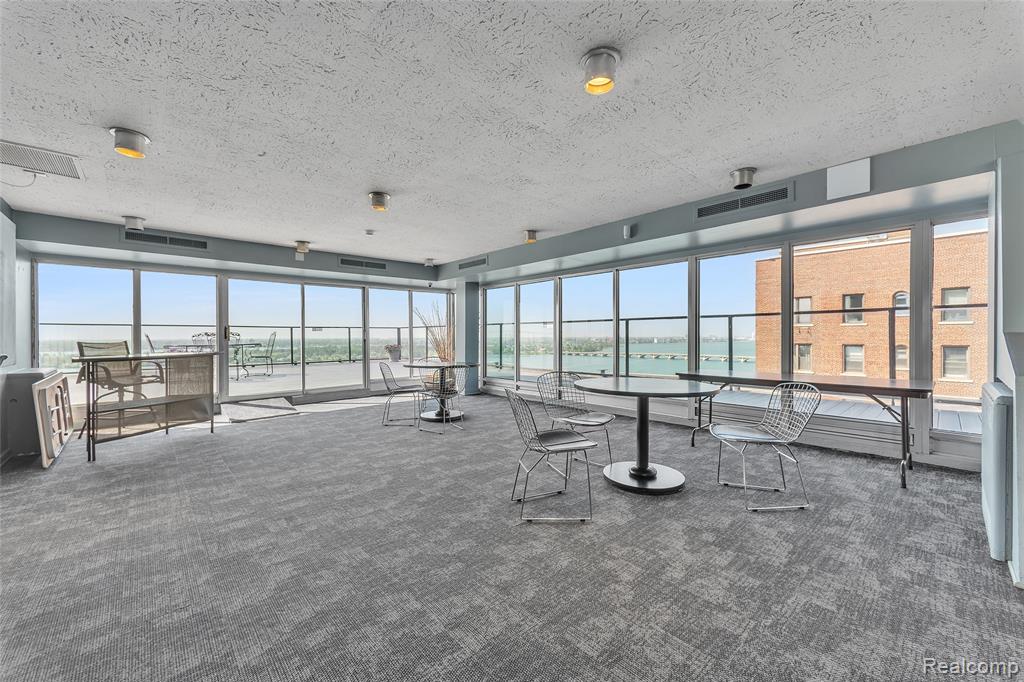 8200 E Jefferson Ave, 1610, Detroit, MI 48214 — Photo 48