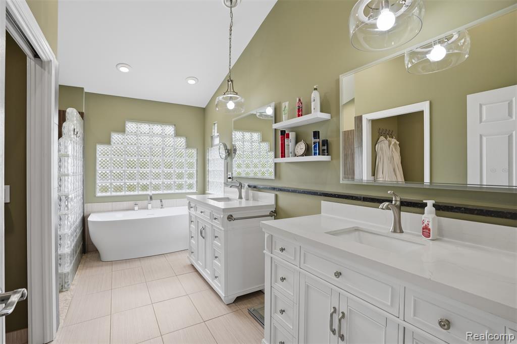 1054 Colt Lane, South Lyon, MI 48178 — Photo 10