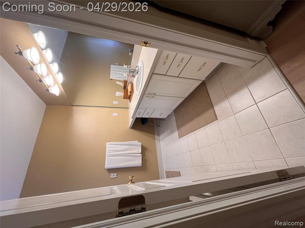 800 Saint Johns Boulevard, Lincoln Park, MI 48146 — Photo 15