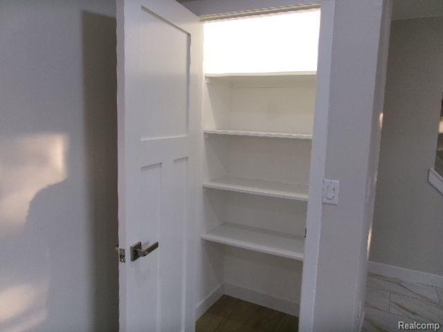 6586 WALDON GLENS, Clarkston, MI — Photo 12