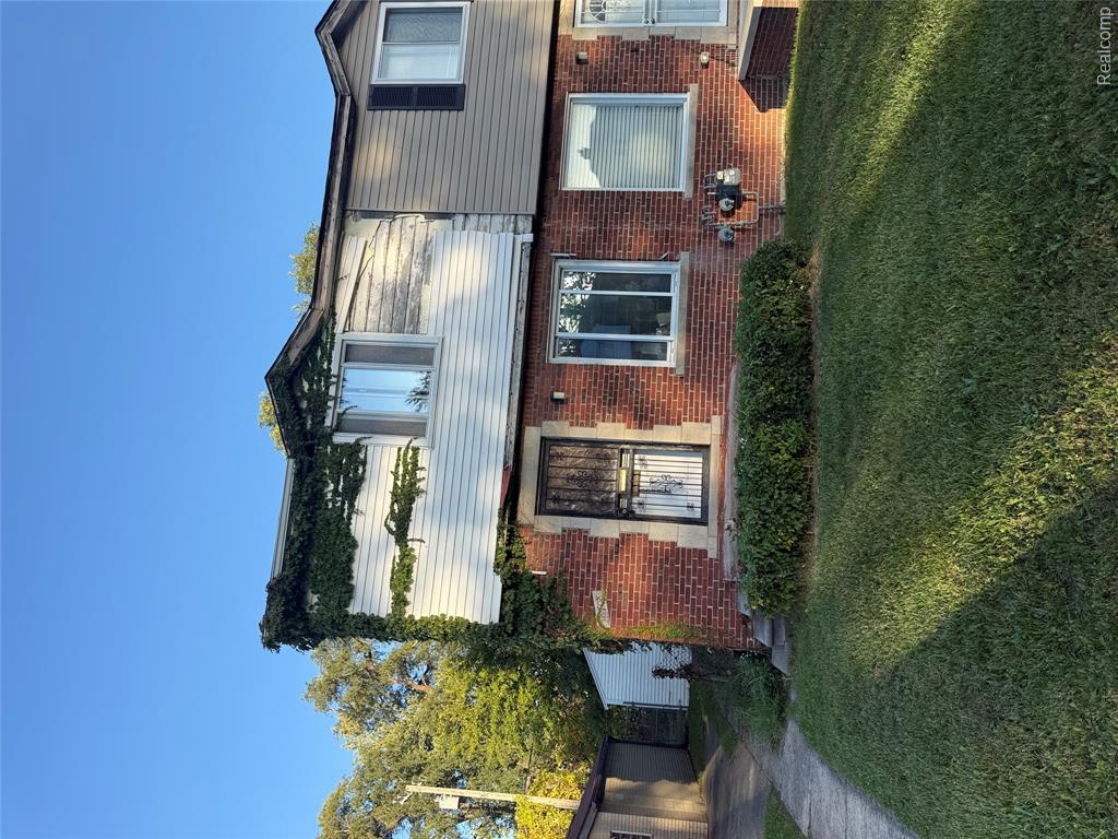 18708 Schaefer Highway, Detroit, MI 48235