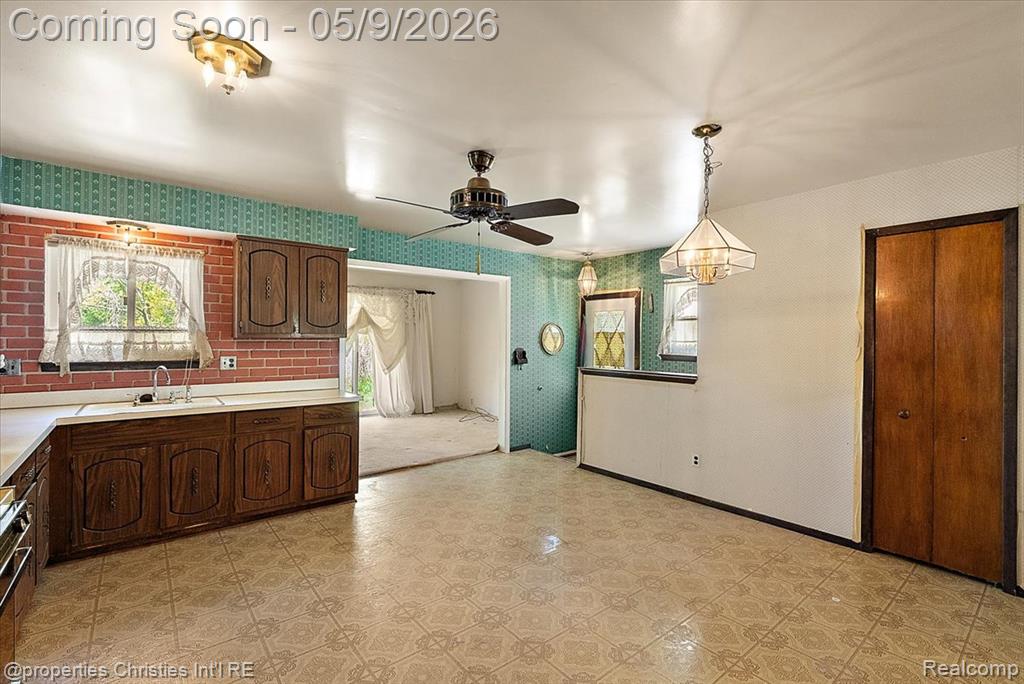 5894 Heyer Street, Romulus, MI 48174 — Photo 13