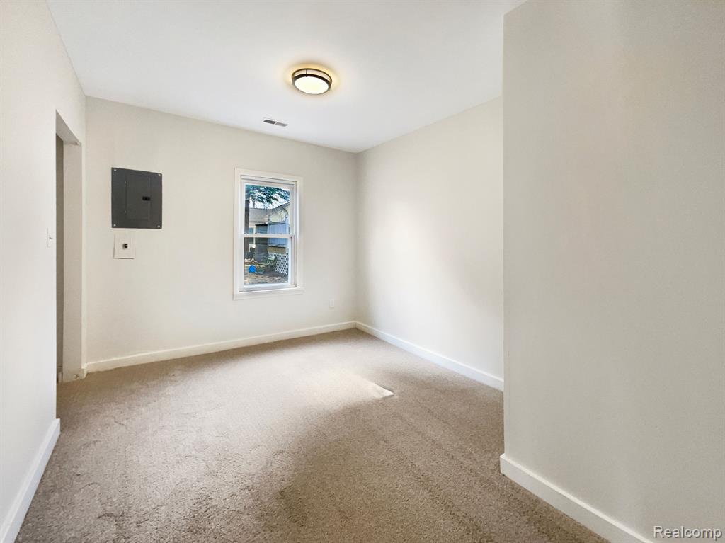 5309 WILLIAMS Street, Wayne, MI 48184 — Photo 15