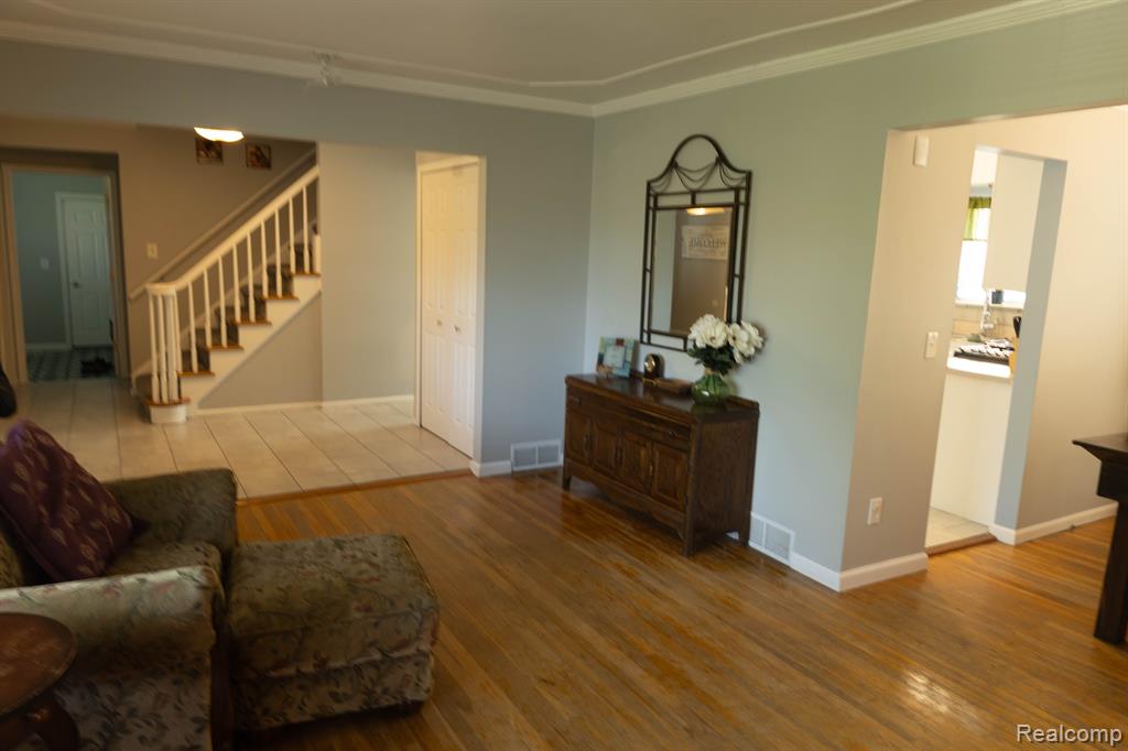 5109 VINCENT Trail, Shelby Twp, MI 48316 — Photo 8