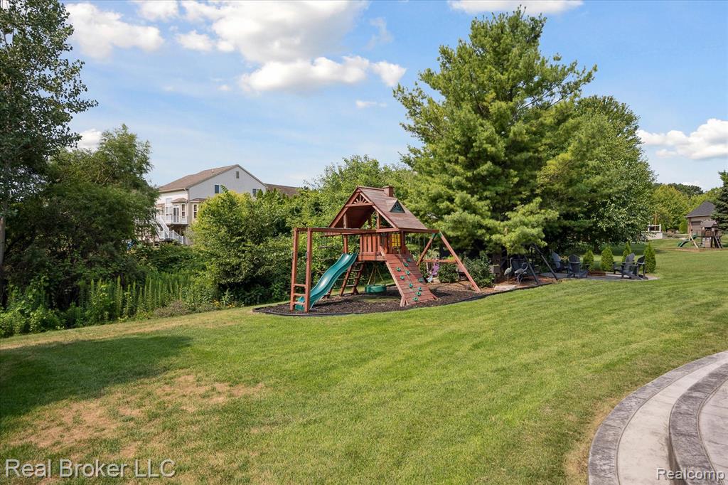 8567 Hummingbird, Commerce Twp, MI 48382 — Photo 57
