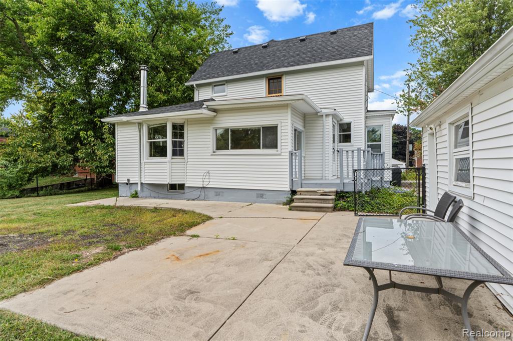 190 Riverside Drive, Mount Clemens, MI 48043 — Photo 29