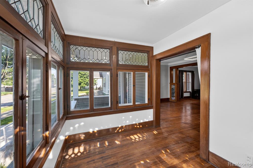 925 W Kalamazoo Street, Lansing, MI 48915 — Photo 11