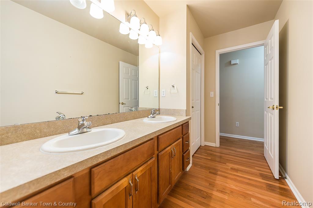 3268 Orchard Drive, Pinckney, MI 48169 — Photo 16