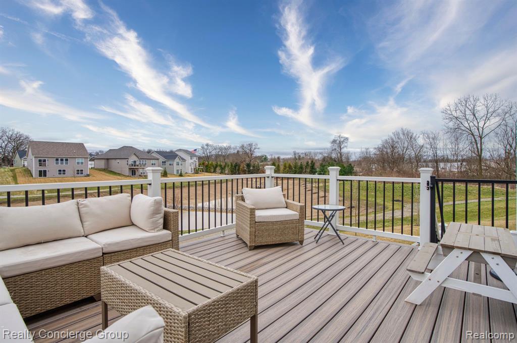 8030 CARSTON Lane, Brighton, MI 48116 — Photo 35