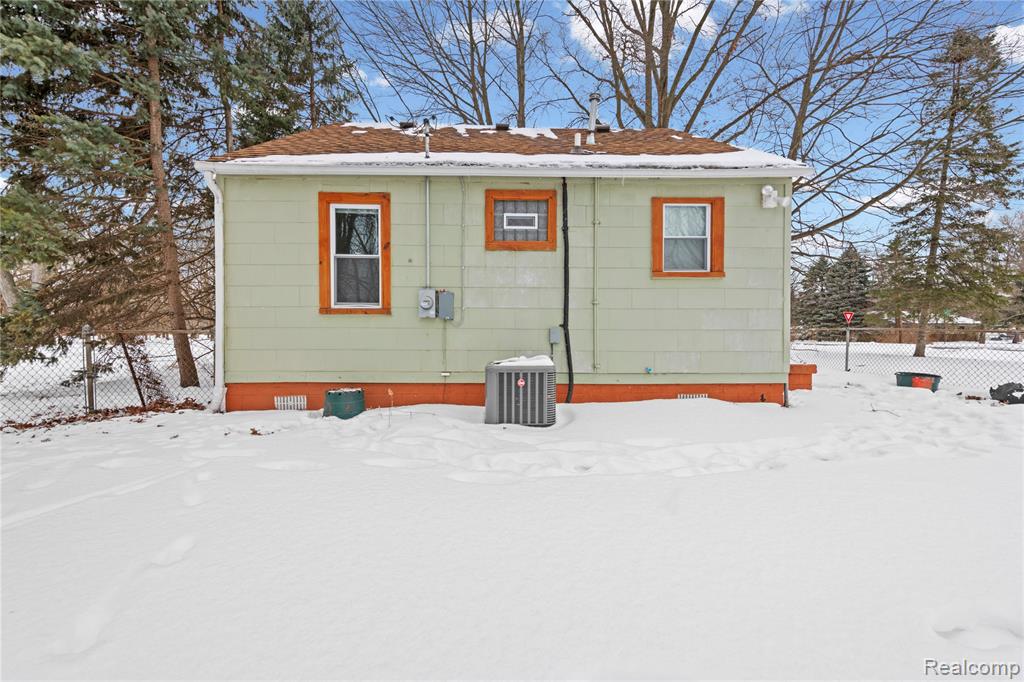 7315 Hollywood Street, Romulus, MI 48174 — Photo 24