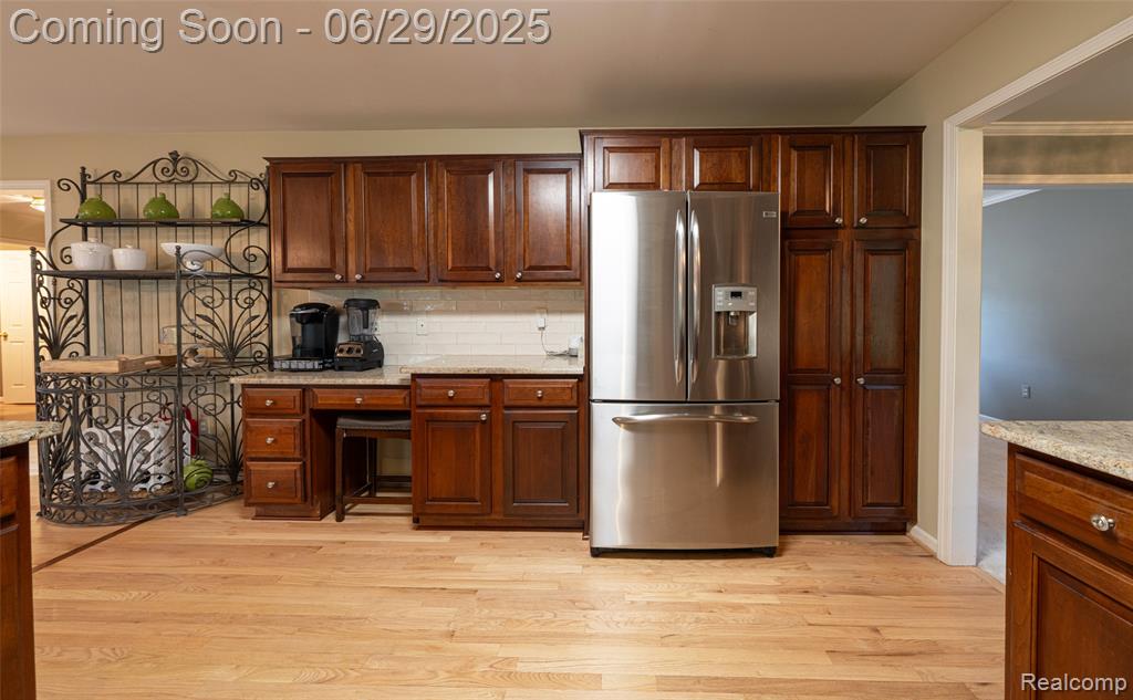 4240 Blue Heron Drive, Auburn Hills, MI 48326 — Photo 15