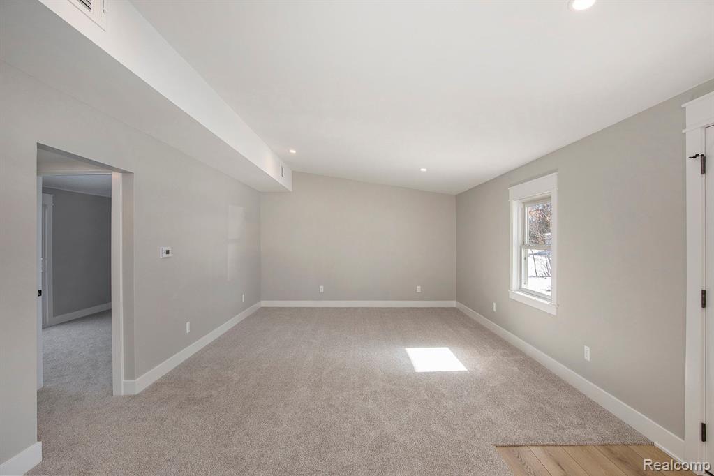5390 SUNNYSIDE Drive, Clarkston, MI — Photo 5