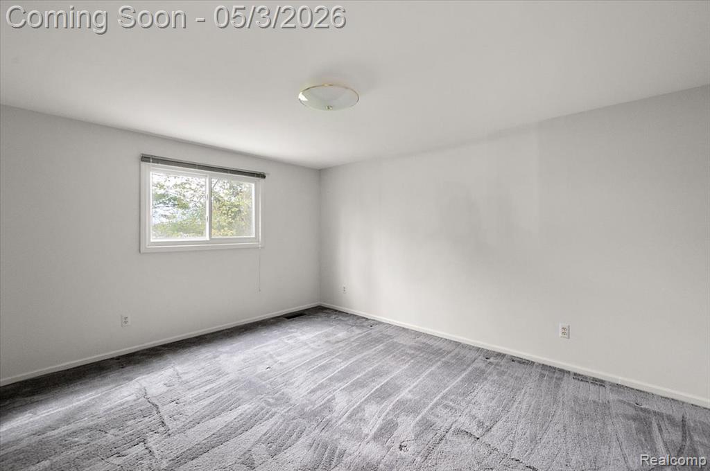 4821 School Bell Lane, Bloomfield Hills, MI 48301 — Photo 30