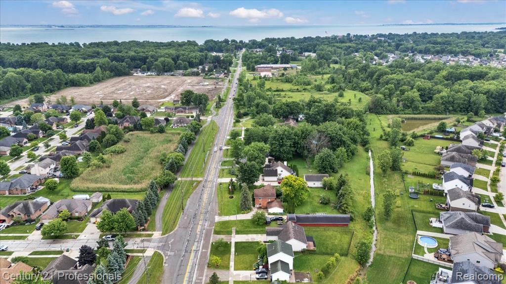 53611 County Line Road, New Baltimore, MI 48047 — Photo 11