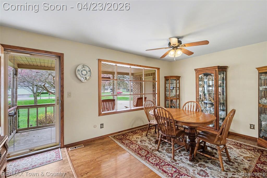 5163 Blossom Drive, Flushing, MI 48433 — Photo 4