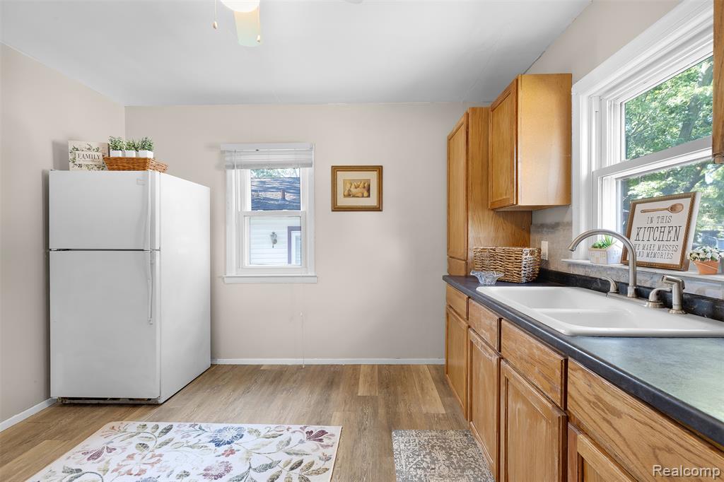 6310 Duncan Street, Taylor, MI 48180 — Photo 13