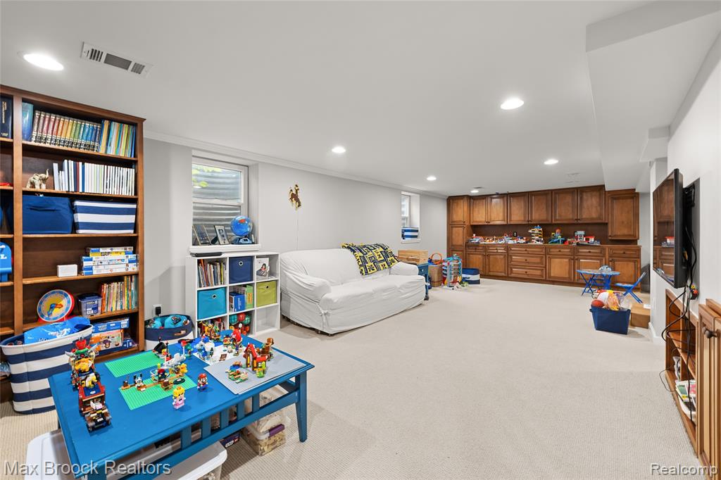 639 N Glenhurst Drive, Birmingham, MI 48009 — Photo 58