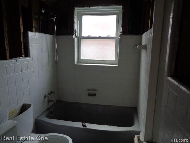 18927 Stansbury Street, Detroit, MI 48235 — Photo 25