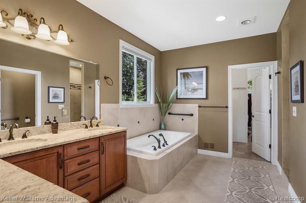 24839 BROMPTON WAY, South Lyon, MI 48178 — Photo 24
