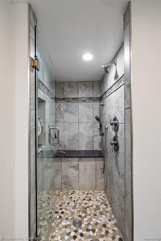 43258 HYDE PARK Drive, Sterling Heights, MI 48313 — Photo 69