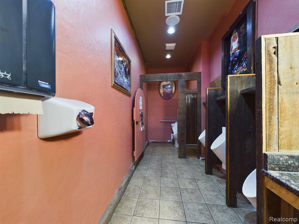 4512 E M 21, Corunna, MI 48817 — Photo 33