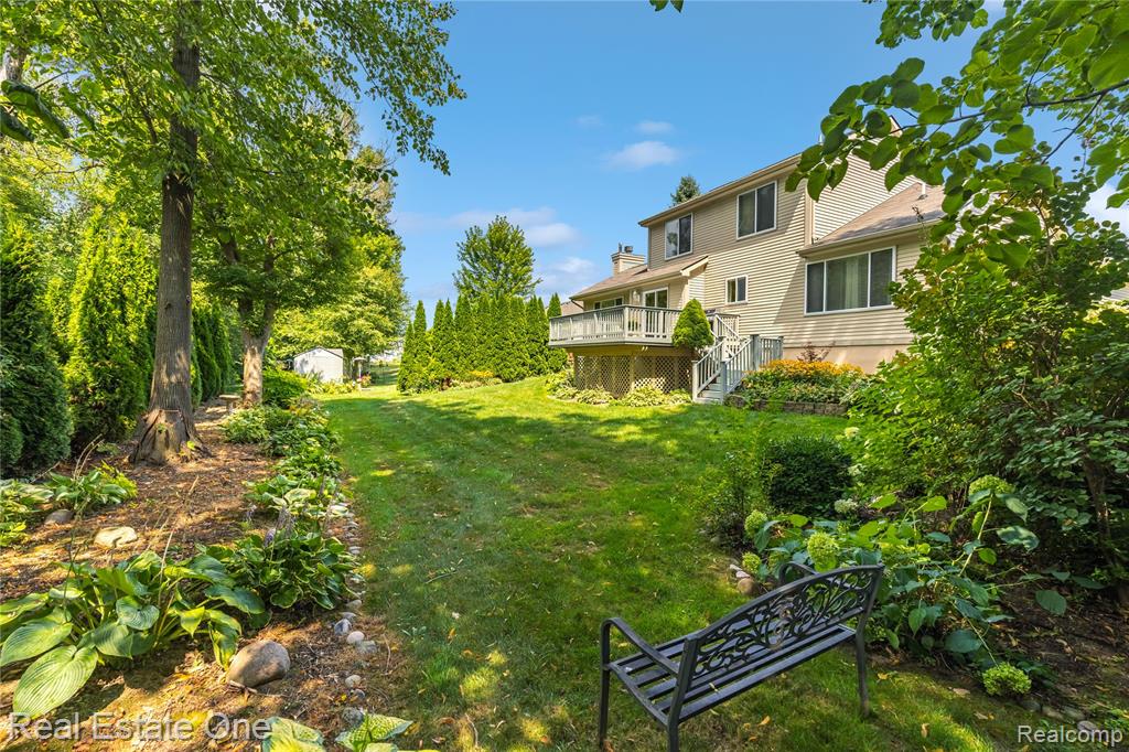 4364 Meadows Avenue, Burton, MI 48439 — Photo 3