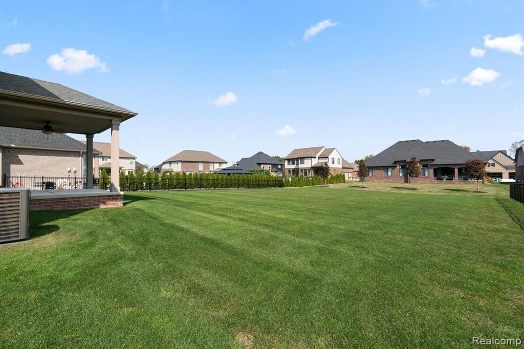 54806 BLACK HILLS Lane, Utica, MI 48316 — Photo 44