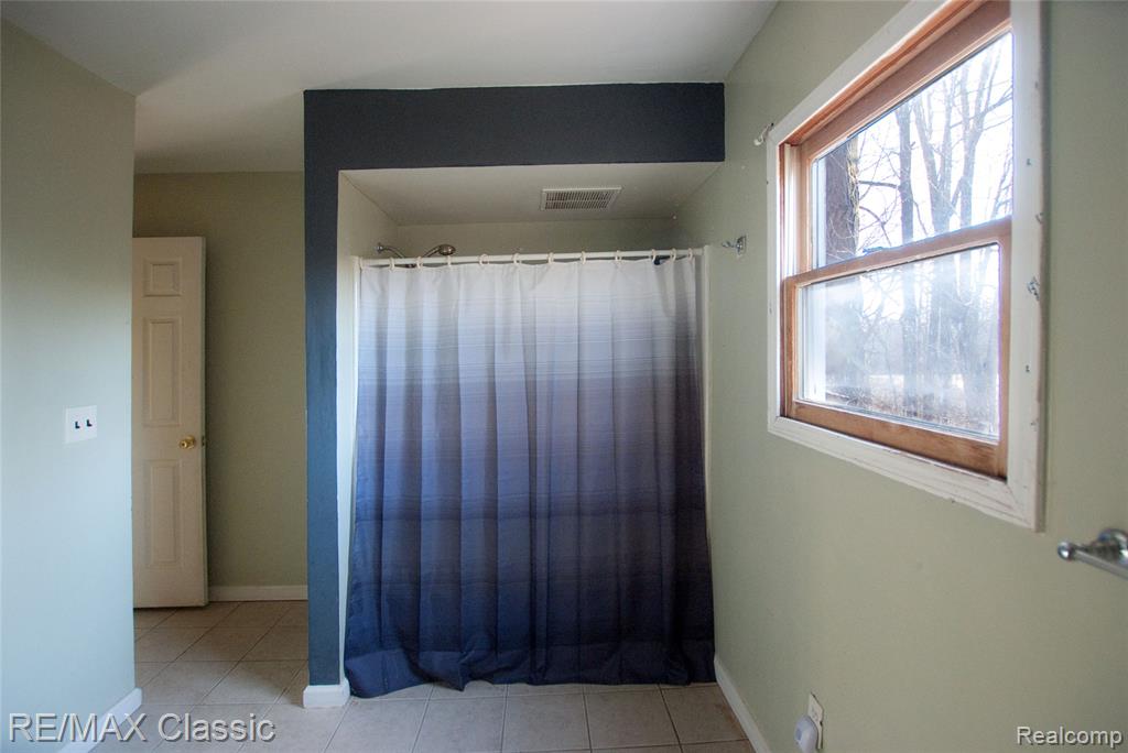1315 W Marr Road, Howell, MI 48855 — Photo 20