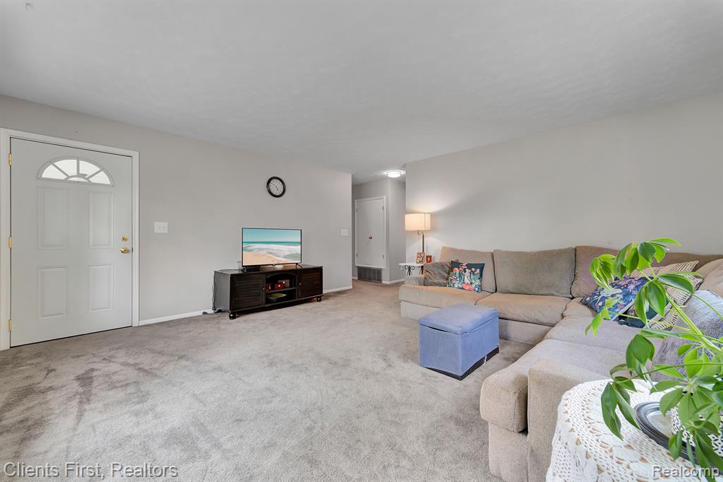 4630 DENTON Road, Canton, MI 48188 — Photo 14