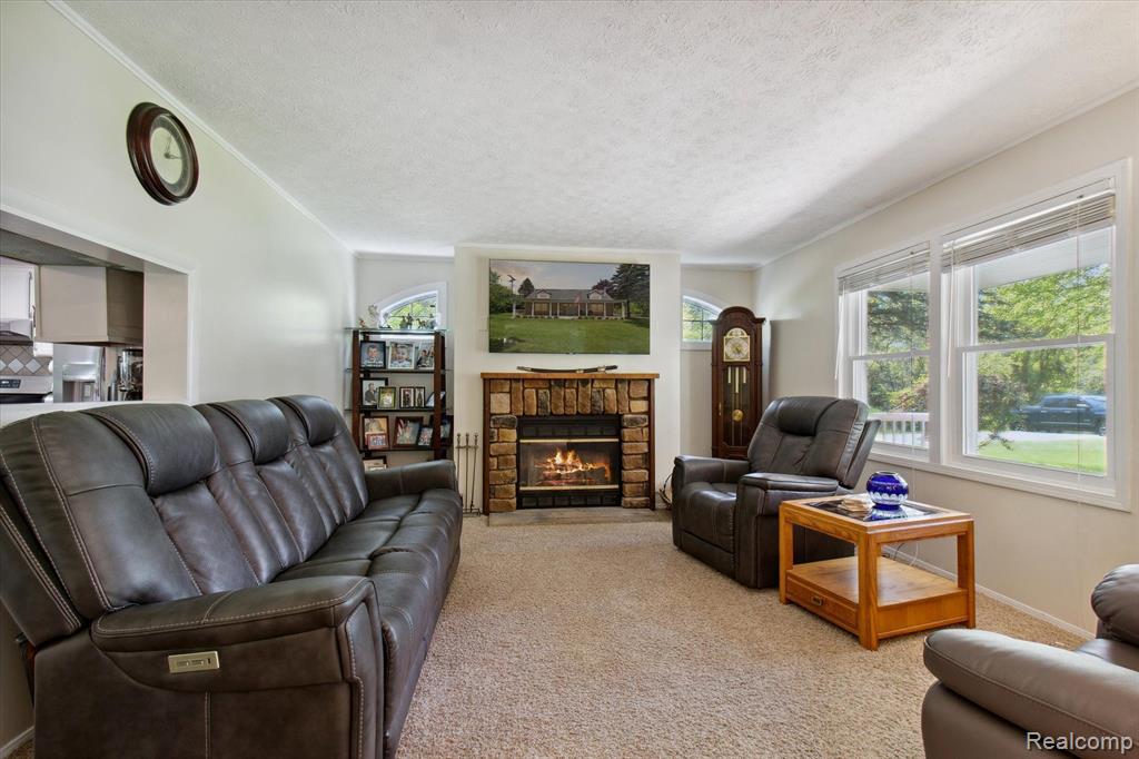 898 ROWLAND Road, Leonard, MI 48367 — Photo 15