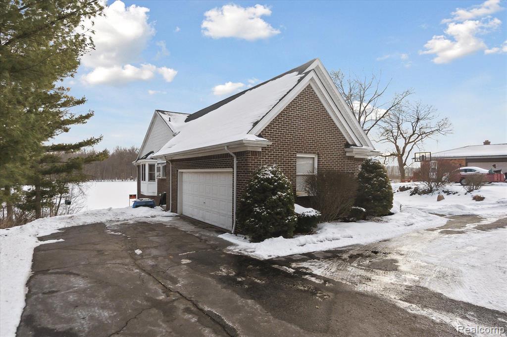6615 GREENE HAVEN Drive, Clarkston, MI 48348 — Photo 4