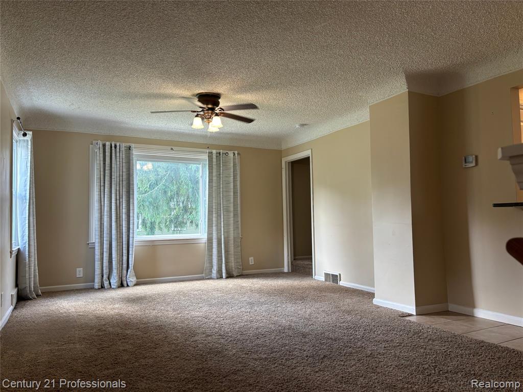 2875 Marlington Road, Waterford, MI — Photo 10