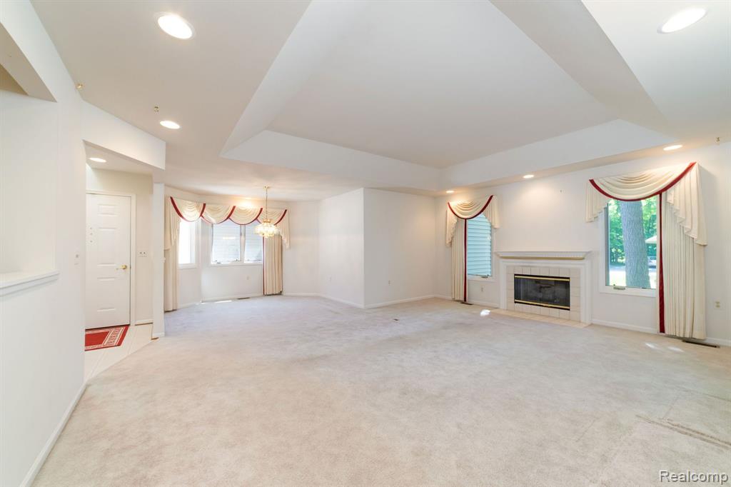 21345 BOXWOOD, Farmington Hills, MI 48336 — Photo 5