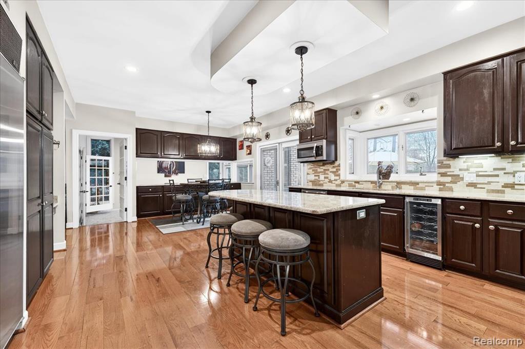 8657 Marquette Drive, Grosse Ile, MI 48138 — Photo 17