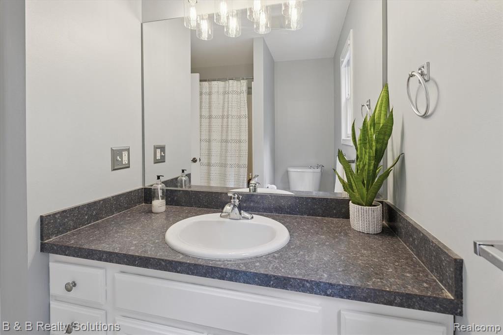 5782 Deer Meadow Trail, North Branch, MI 48461 — Photo 27